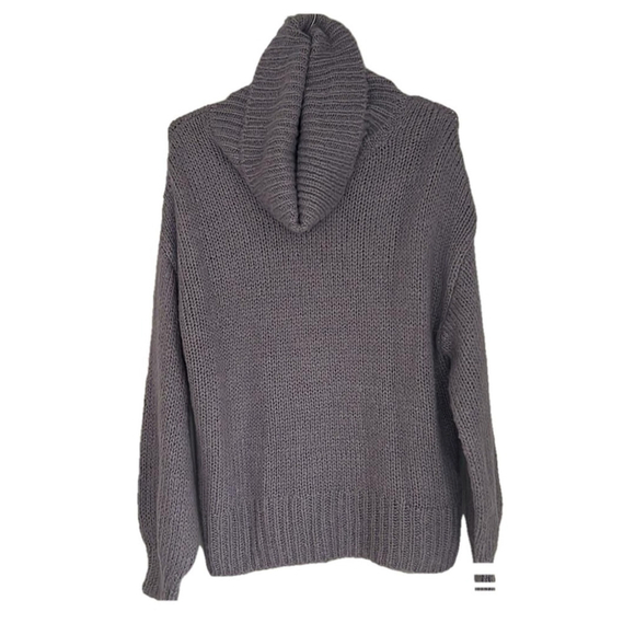 Kismet Sweaters - NWT Kismet Ruthie Turtleneck Knit Sweater